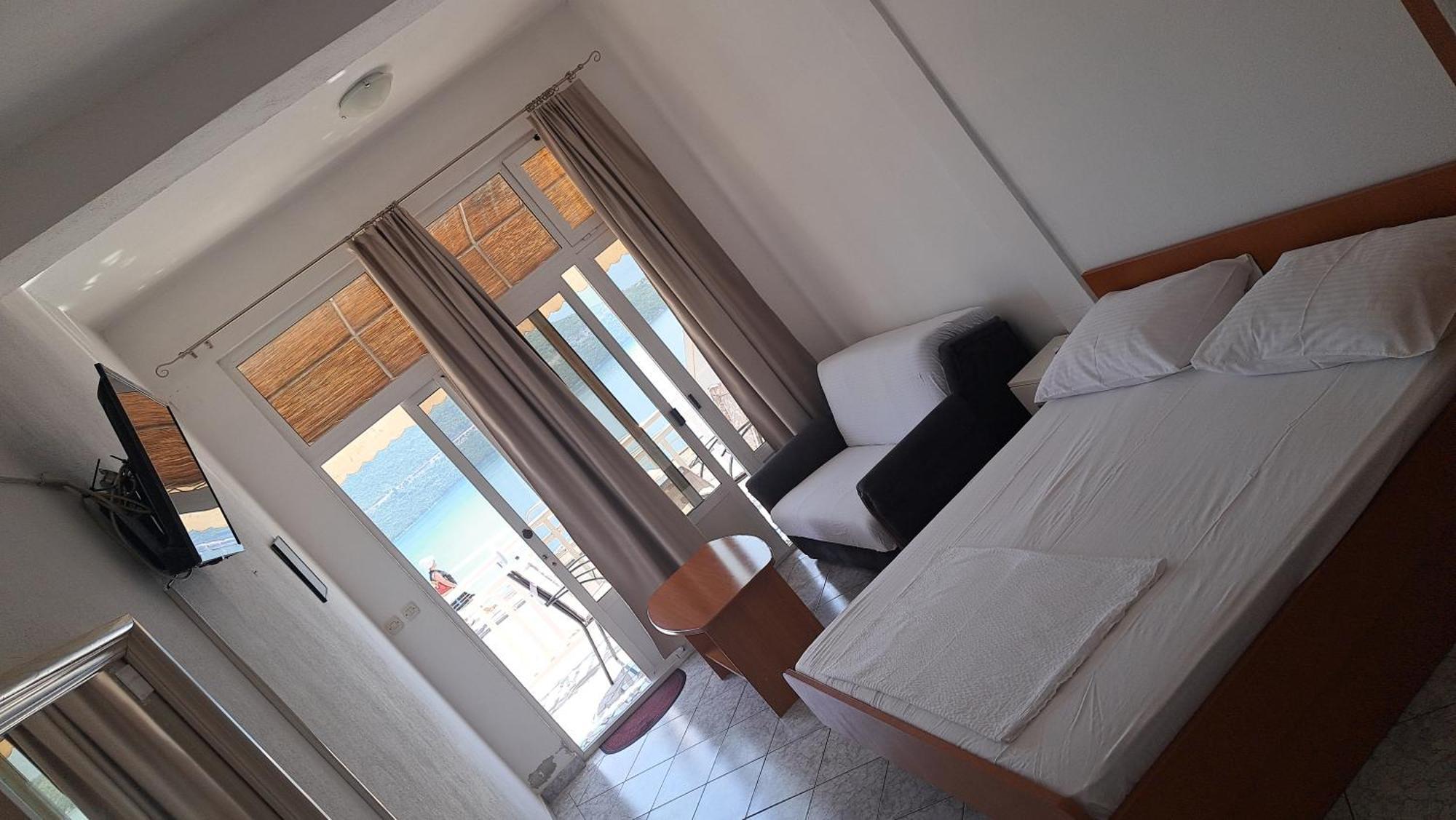 Apartments Menalo Neum Exteriör bild